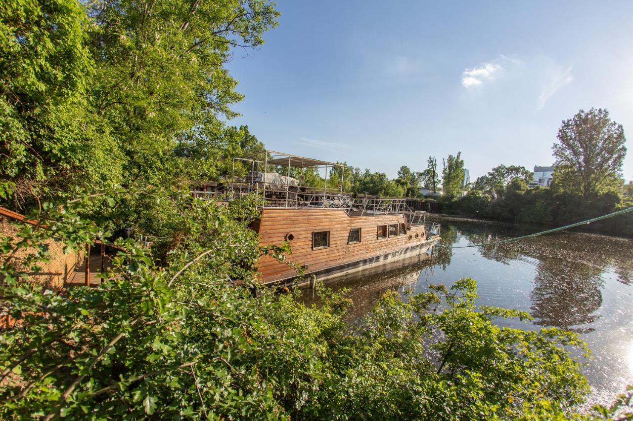 Prague Bay Houseboats Hotel Екстериор снимка