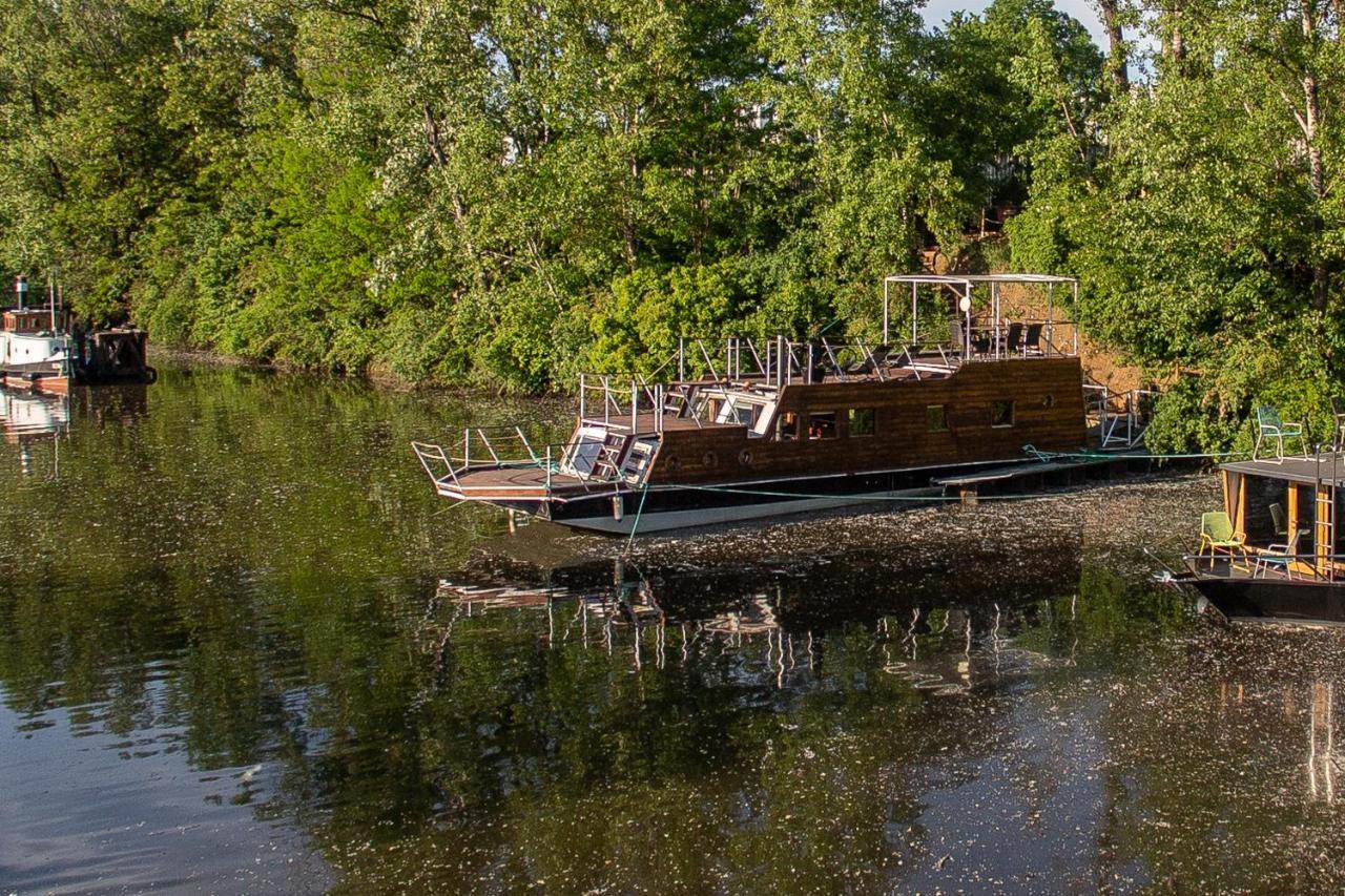 Prague Bay Houseboats Hotel Екстериор снимка