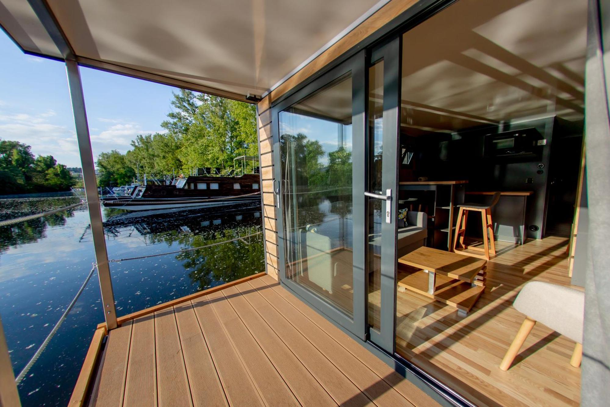 Prague Bay Houseboats Hotel Екстериор снимка