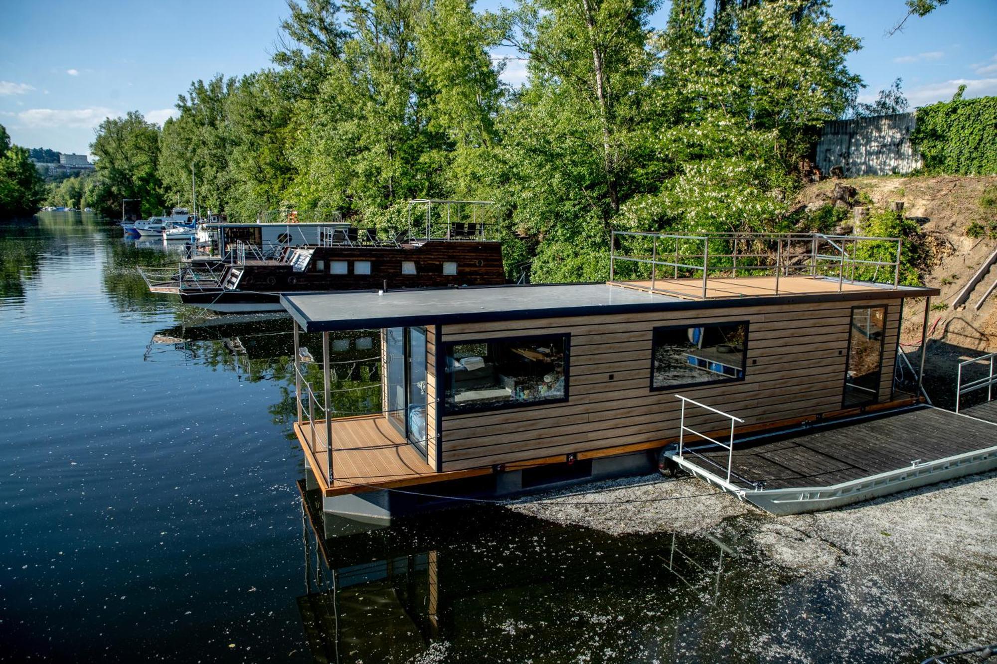 Prague Bay Houseboats Hotel Екстериор снимка